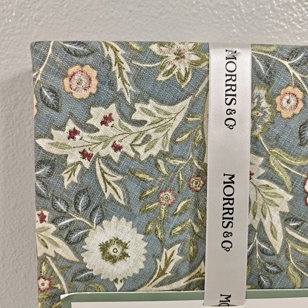 Morris & Co Wilhelmina Tablecloth 70